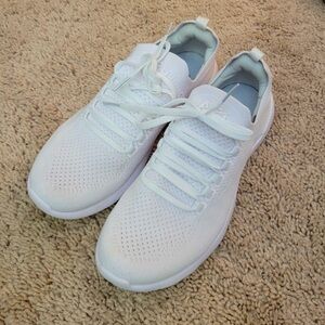 APL Techloom Breeze Sneaker in White